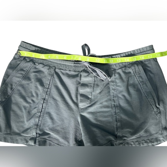 James Perse Ladies Casual Pull On Shorts Size 3 - Picture 3 of 4